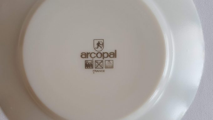 Arcopal France. Ontbijt Bordjes met motief. Per set van 3. 2