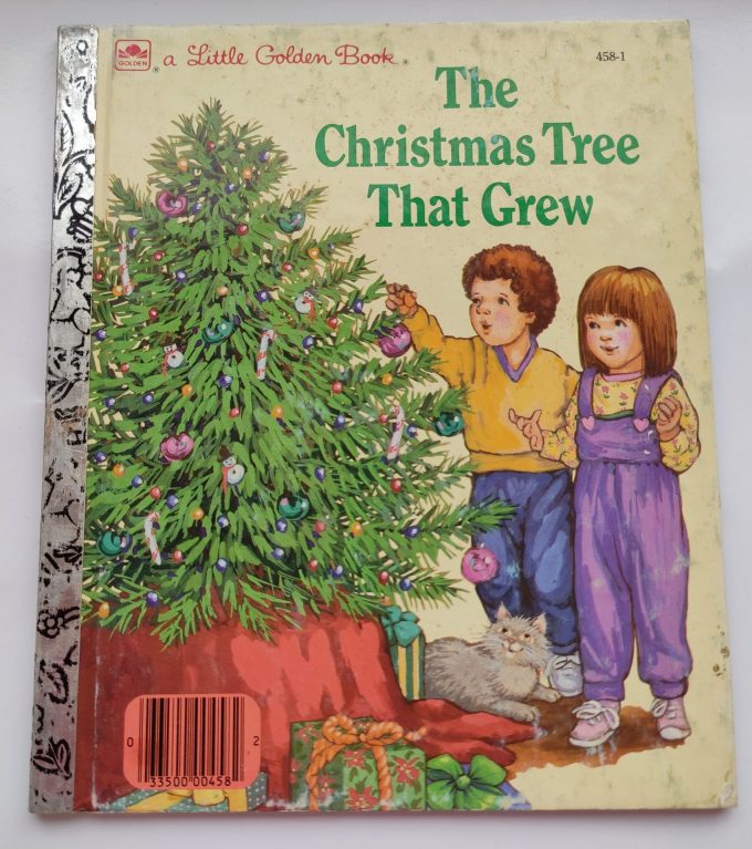 Little Golden Books: The Christmas Tree That Grew. 1