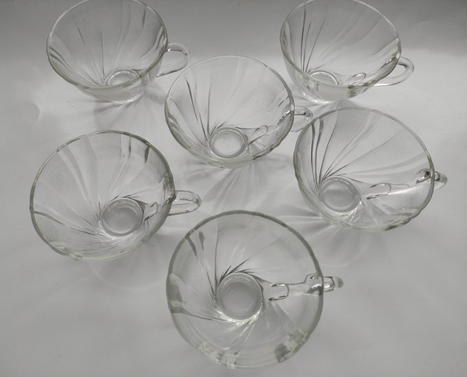 Vereco France. Thee glas en schotel. Transparant glas. Per stuk. 2