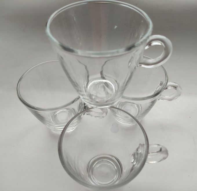 Bormiolo Rocco, Made in Italy. Thee glas groot met rond handvat. Per set van 4 2
