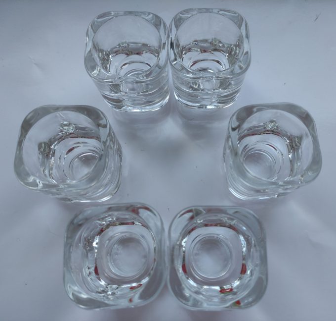 Gulf. Vierkante Eierdopjes. Transparant glas. Per stuk. 1