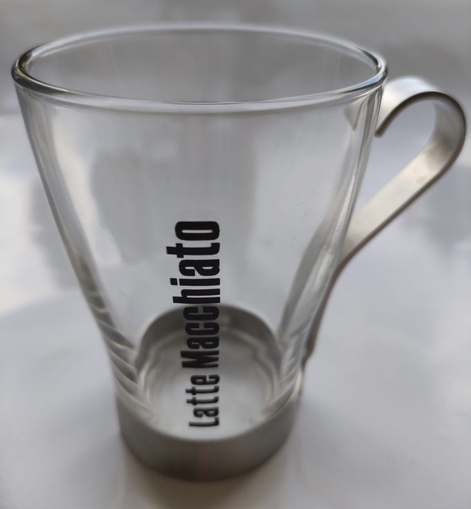 WMF. Made in Germany. Latte Macchiato glas in metalen houder. Per stuk. 1