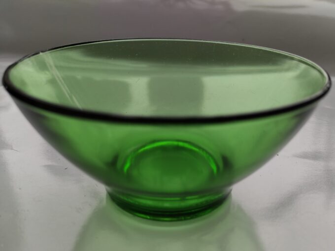 Vereco France. Schaaltjes groen glas. Per stuk 1