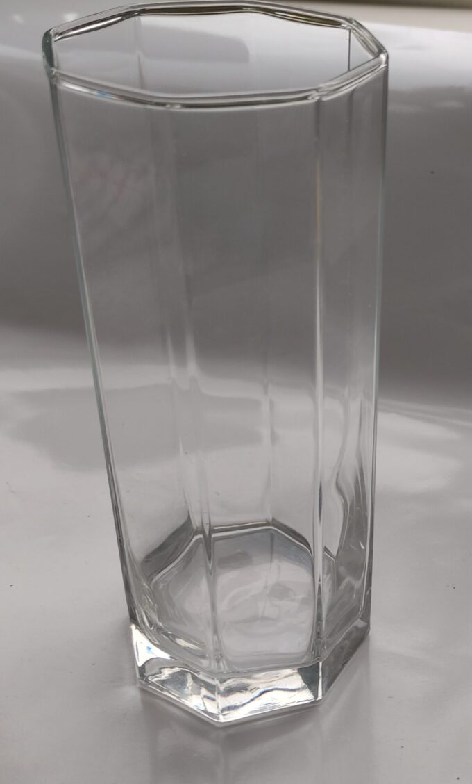 Arcoroc Octime. Made in France. Vaas achthoekig. Transparant glas. 21 x 8.5 cm. 1
