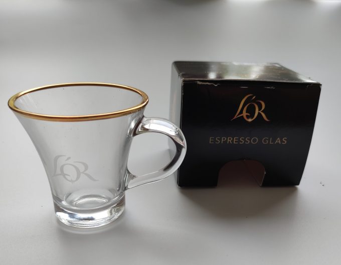 L'Or espresso glazen. Glas met gouden rand. Per stuk 2