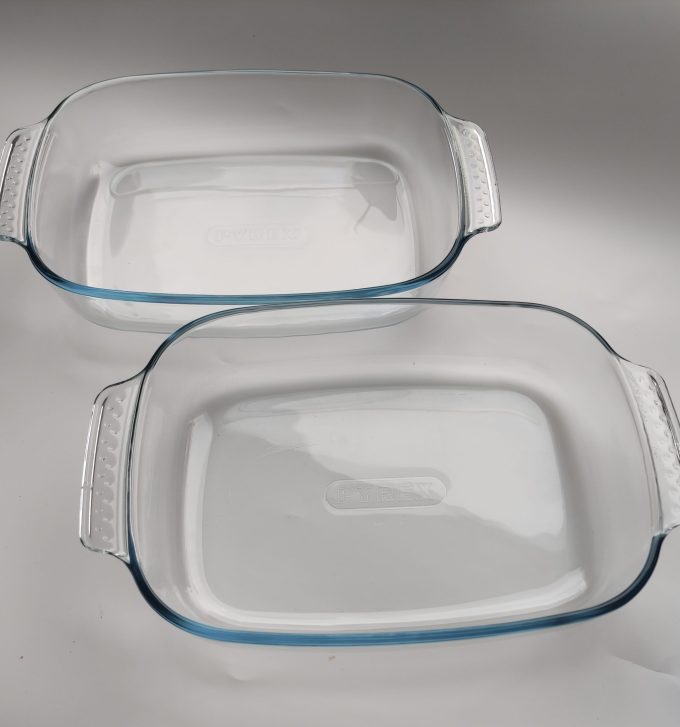 Pyrex Dubbele oven schaalglas met rvs deksel . Met dubbele rvs rechaud . 5