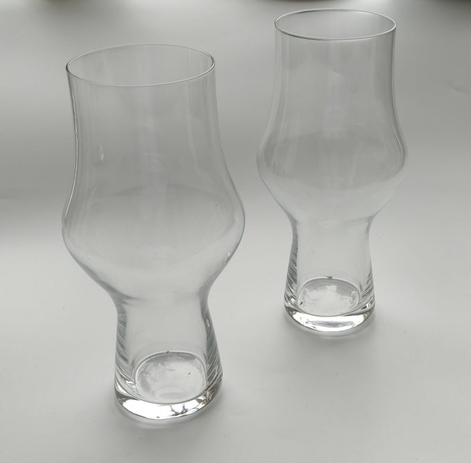 Ernesto. Stout Glasses. Set van 2 glazen in doos. 3