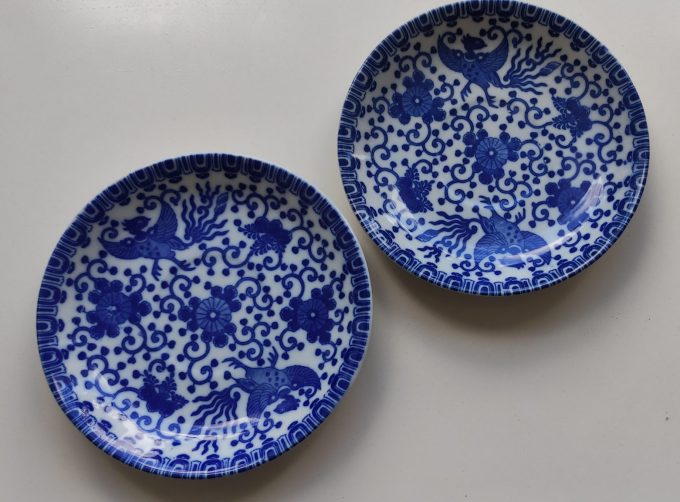 Vintage Maruta. Made in Occupied Japan. Thee Kop en Schotel wit Blauw. Per set van 2 5