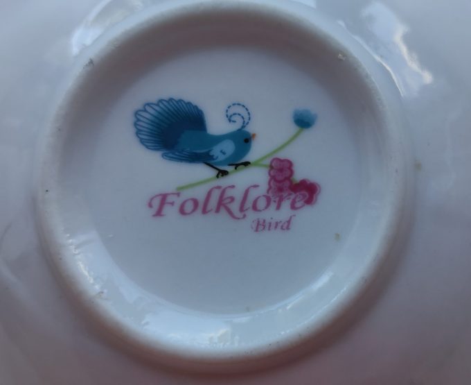 Folklore Birds. Teatipp. Paars wit met polkadots en vogel. Per setje van 5. 3