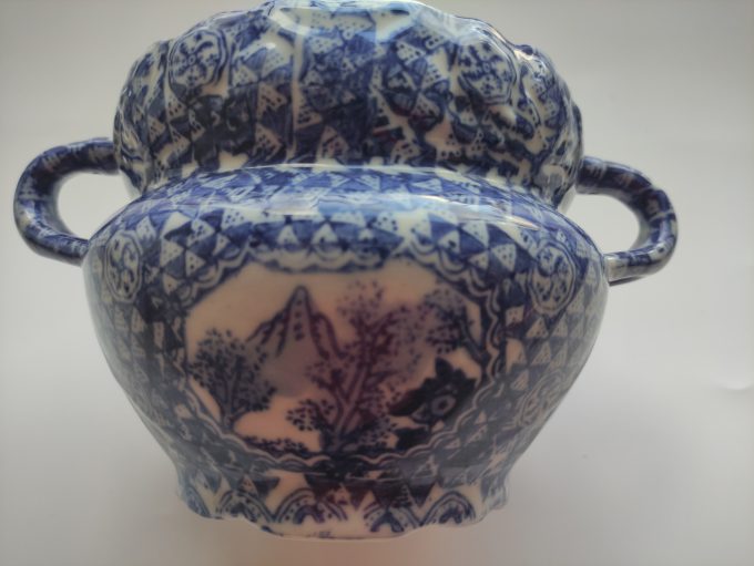 Made in Japan? Amfora cache-pot. Chinoiserie . Blauw wit Porselein . Maat 13 x 21 x 11 cm. Per stuk - Afbeelding 2