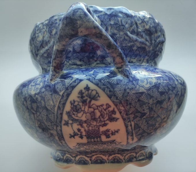 Made in Japan? Amfora cache-pot. Chinoiserie . Blauw wit Porselein . Maat 20 x 30 x 18 cm. - Afbeelding 3