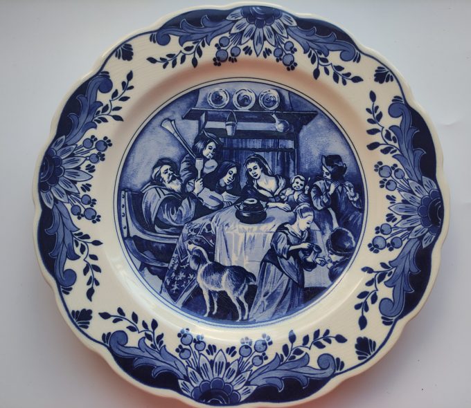 Delft's Blauw. Design "Regina"  Genummerd  436. Wandbord. Tafereel Jan Steen. In de Herberg 2