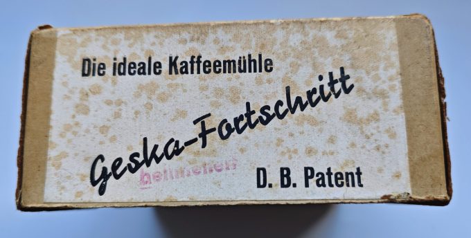 Geska-Fortschritt. Made in Germany.  Vintage koffiemolen. - Afbeelding 4