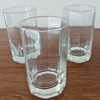 Octime.(8 kantig) water en /of wijnglas. Per set van 3.
