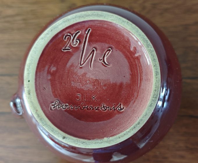 JLK 26 he. Keramisch Waterkannetje. Handmade. Bruin Wit. - Afbeelding 3