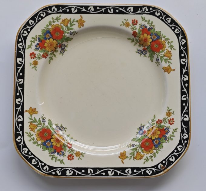 Wood's Ivory Ware. England.  Thee Kop en Schotel met Gebaksbordje. Rijk bewerkt. Per set. - Afbeelding 7