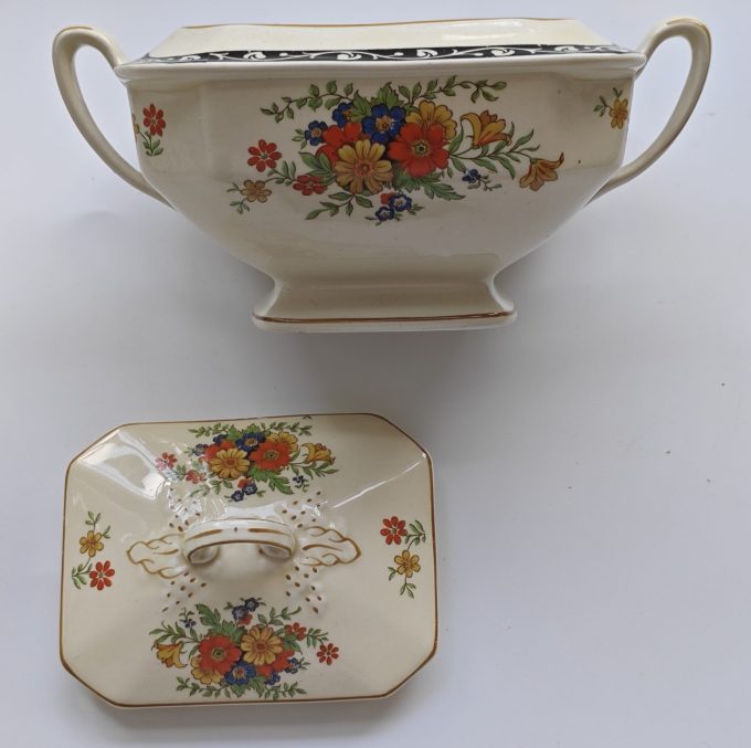 Wood's Ivory Ware. England. Suikerpot . Rijk bewerkt - Afbeelding 3