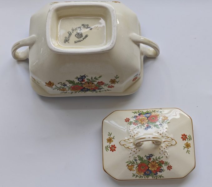 Wood's Ivory Ware. England. Suikerpot . Rijk bewerkt - Afbeelding 4