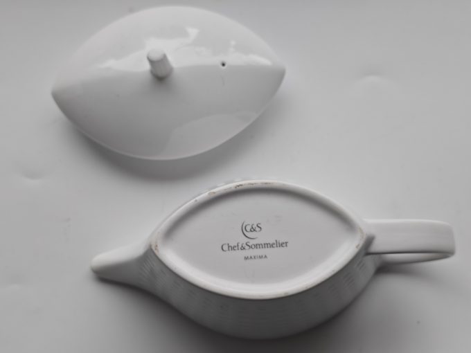 C & S. Chef & Sommelier. Made in France. Design Maxima. Sauskom wit met  blok relief. - Afbeelding 2