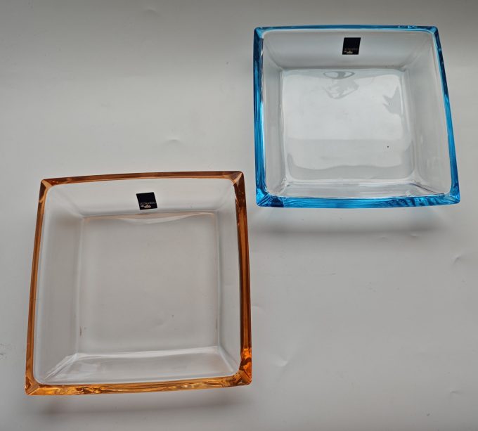 Leonardo. Sophia schaal in 2 kleuren. Blauw en Geel. (Tecqton  Glas. ) inclusief 4 Leonardo Theelicht houders. Set van 6. - Afbeelding 2