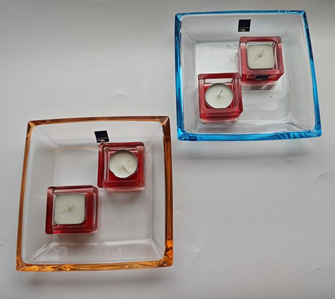 Leonardo. Sophia schaal in 2 kleuren. Blauw en Geel. (Tecqton  Glas. ) inclusief 4 Leonardo Theelicht houders. Set van 6.
