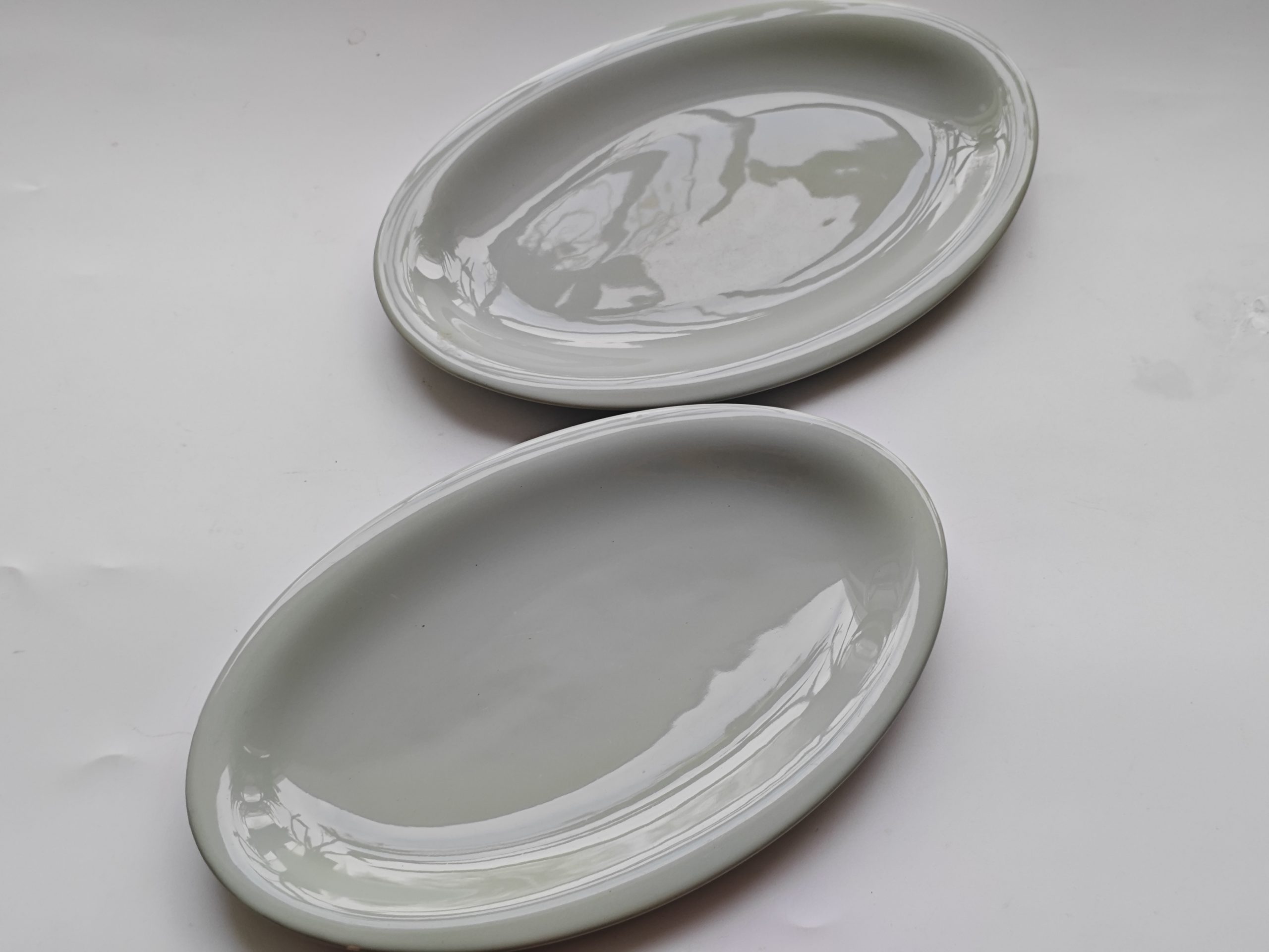 Vintage Royal Goedewaagen. Gouda. Made in Holland. Serveer bord ovaal .Crème Groen. 3 Vintage Royal Goedewaagen. Gouda. Made in Holland. Serveer bord ovaal .Crème Groen. - Afbeelding 3